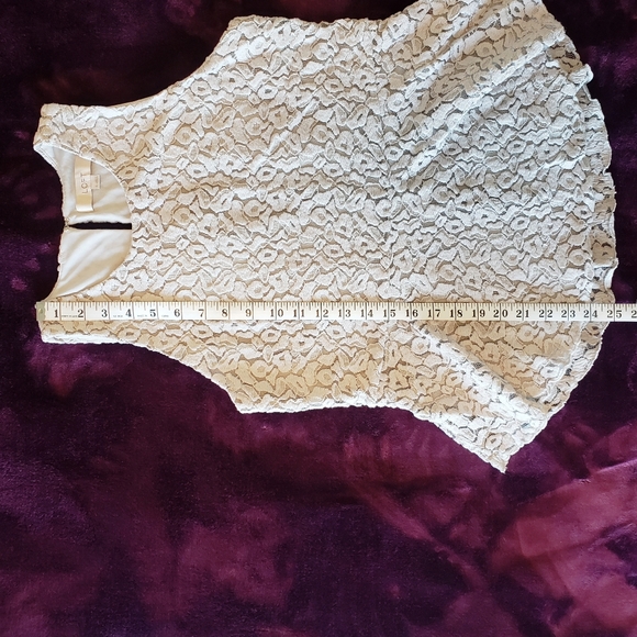 LOFT Light Grey Sleeveless Peplum Top - Picture 3 of 10